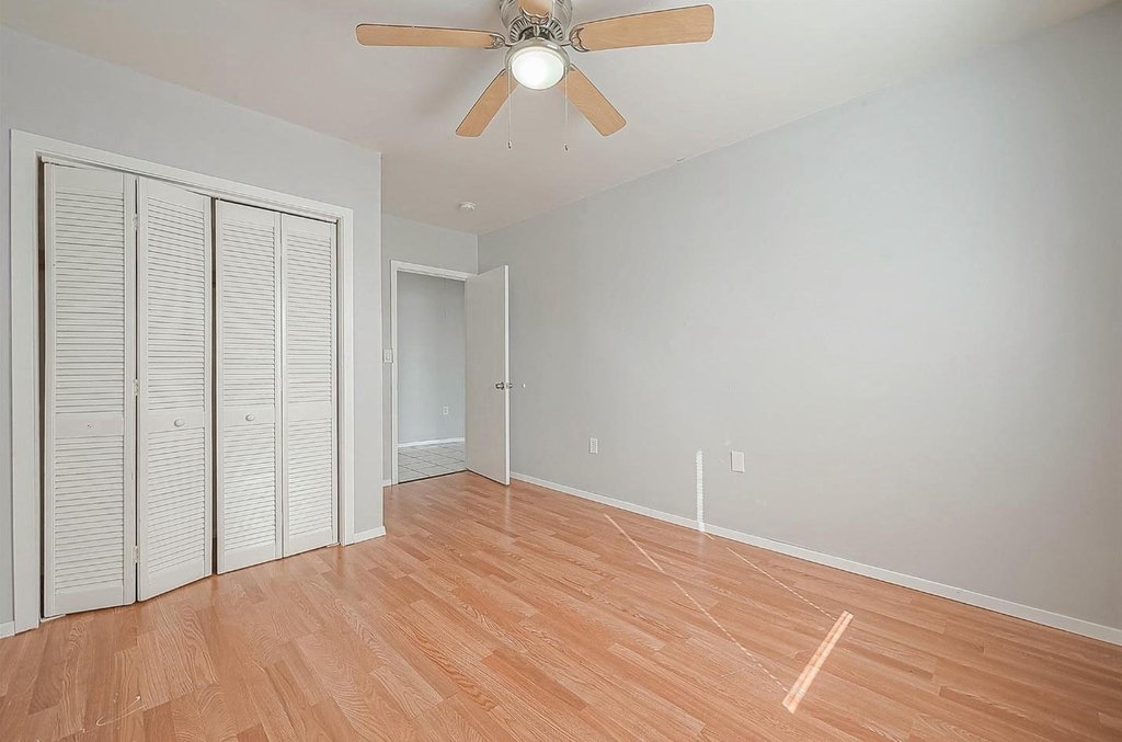 4617 Talina Way - Photo 16