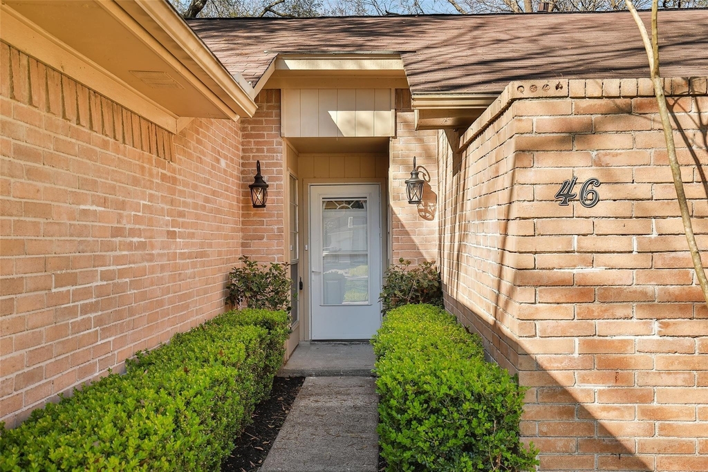 46 N Deerfoot Circle - Photo 2
