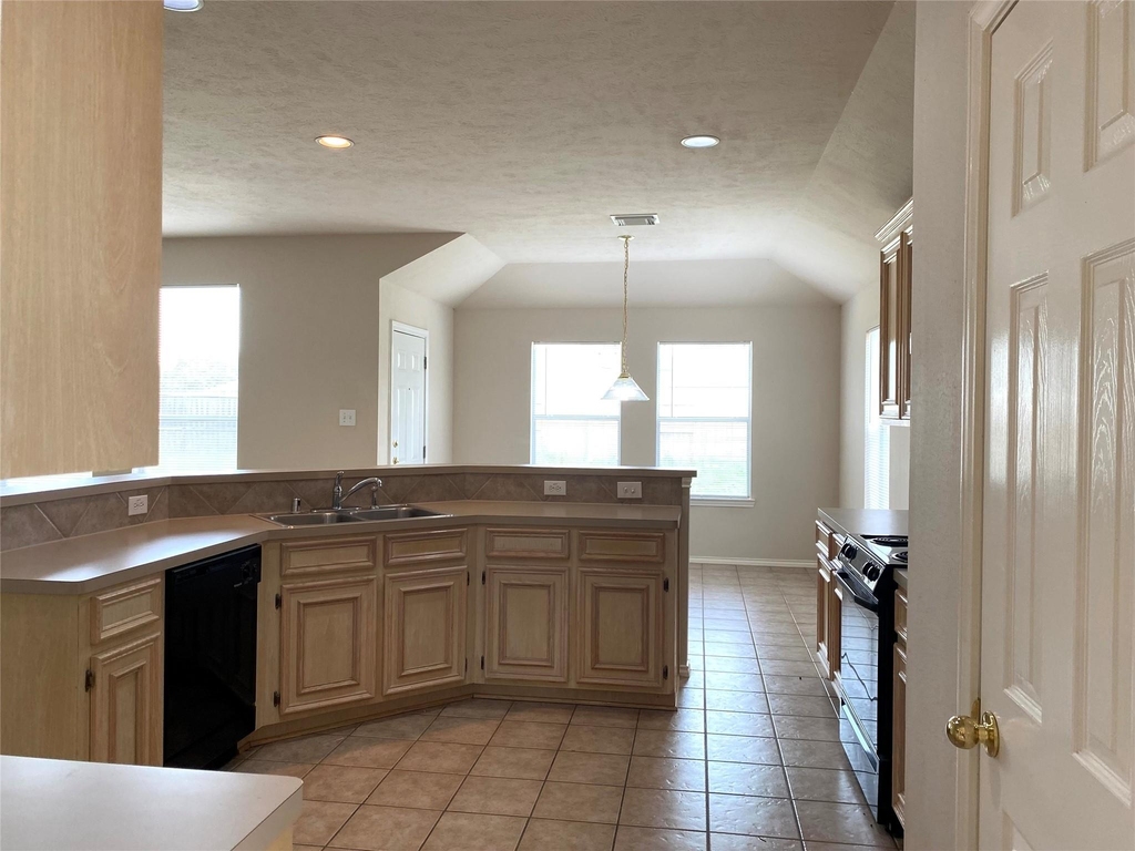 2507 Atwood Glen Lane - Photo 3
