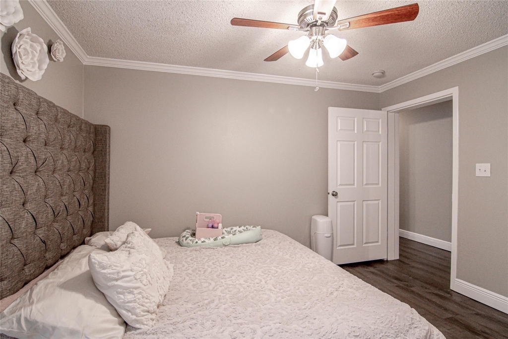 160 Varsity Drive - Photo 13