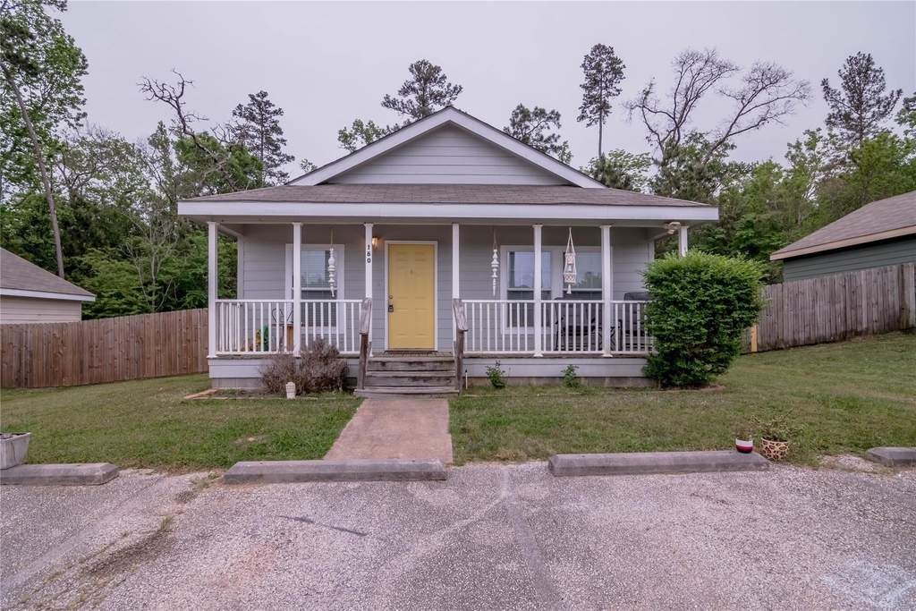 160 Varsity Drive - Photo 0