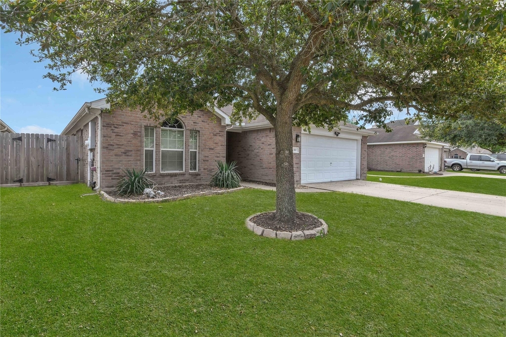 997 Hamilton Street - Photo 2