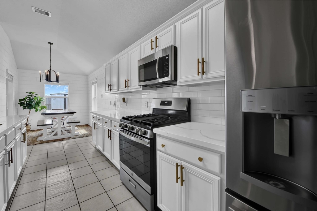 997 Hamilton Street - Photo 8