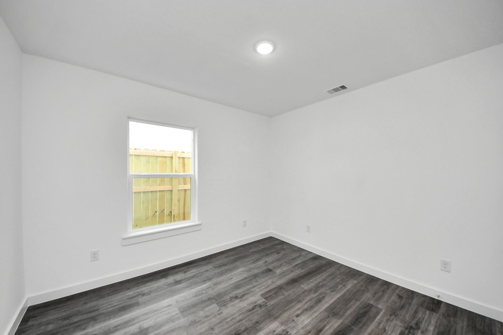 8213 Richland Drive - Photo 24