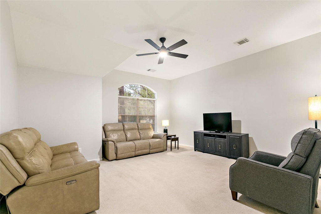 35 Larks Aire Place - Photo 31