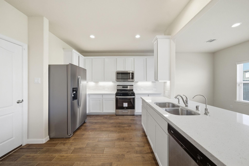 32942 Silver Meadow Way - Photo 9