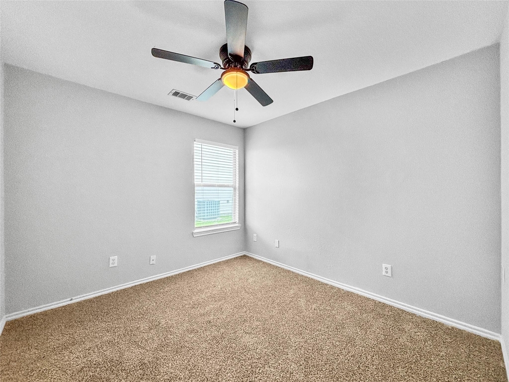 4311 Amaryllis Avenue - Photo 2