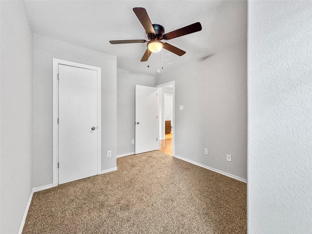 4311 Amaryllis Avenue - Photo 7