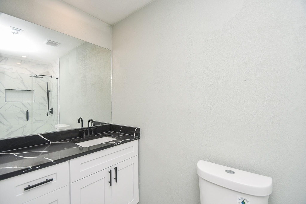 5850 Duxbury Street - Photo 27