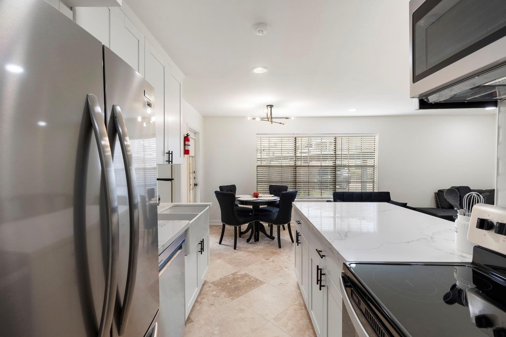 2750 Holly Hall Street - Photo 6