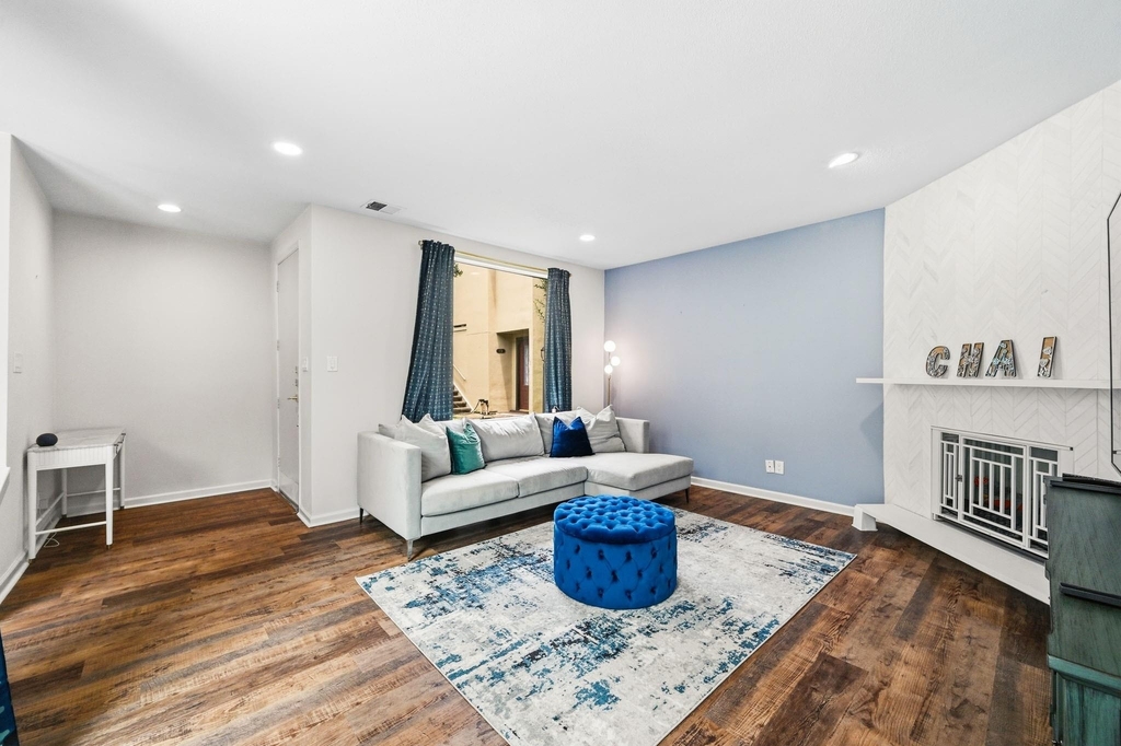 1116 Bering Drive - Photo 7