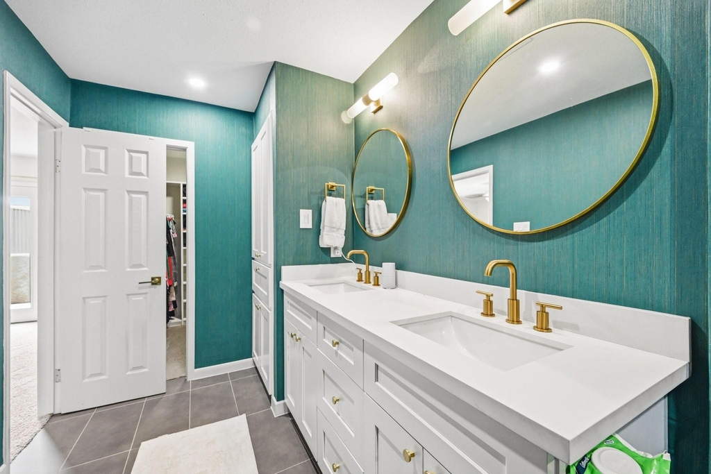 1116 Bering Drive - Photo 33