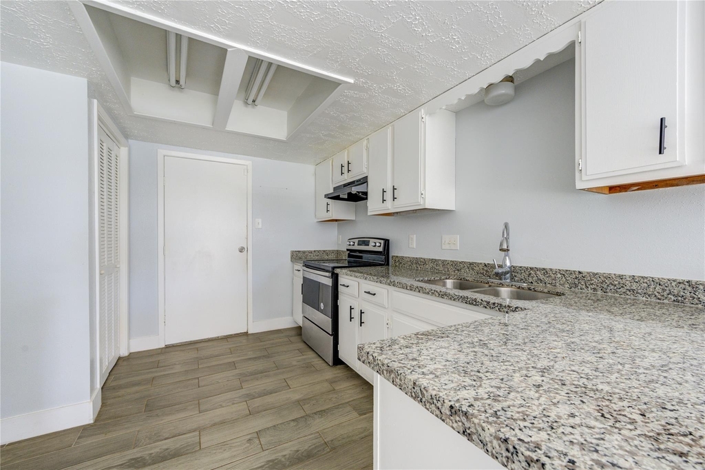7506 Stone Pine Lane - Photo 6