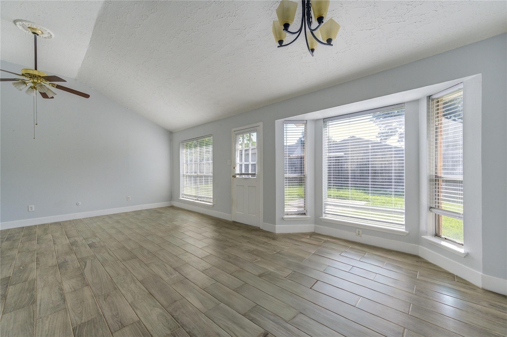 7506 Stone Pine Lane - Photo 5