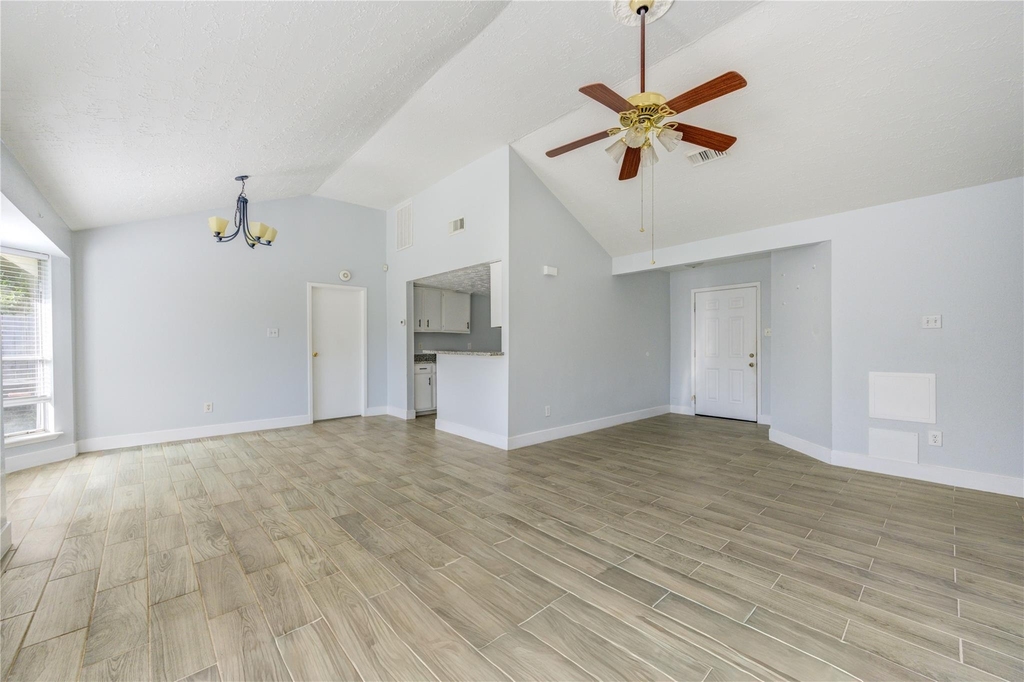7506 Stone Pine Lane - Photo 3