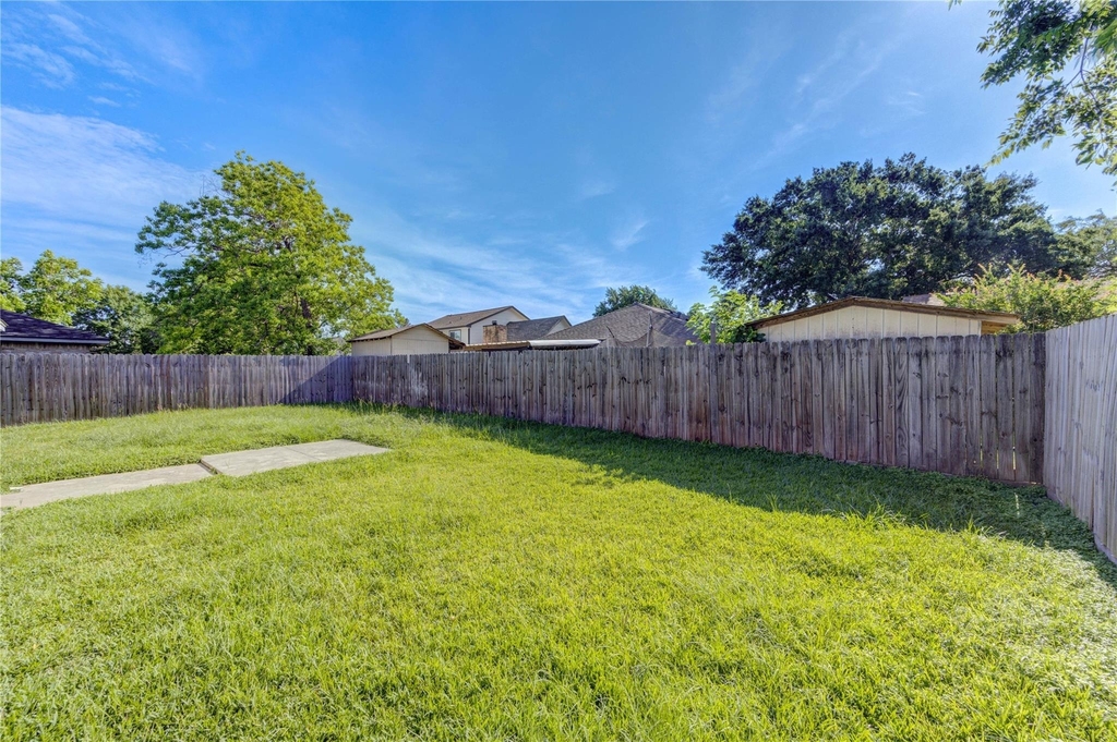 7506 Stone Pine Lane - Photo 20