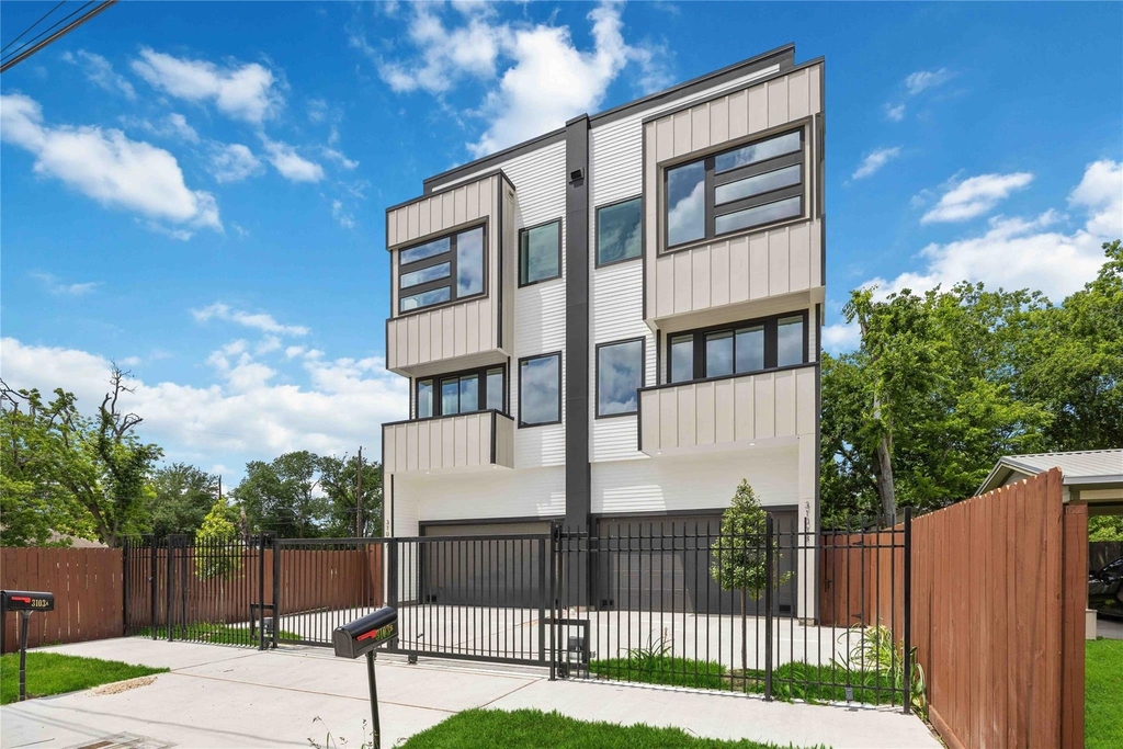 3103 Lelia Street - Photo 2