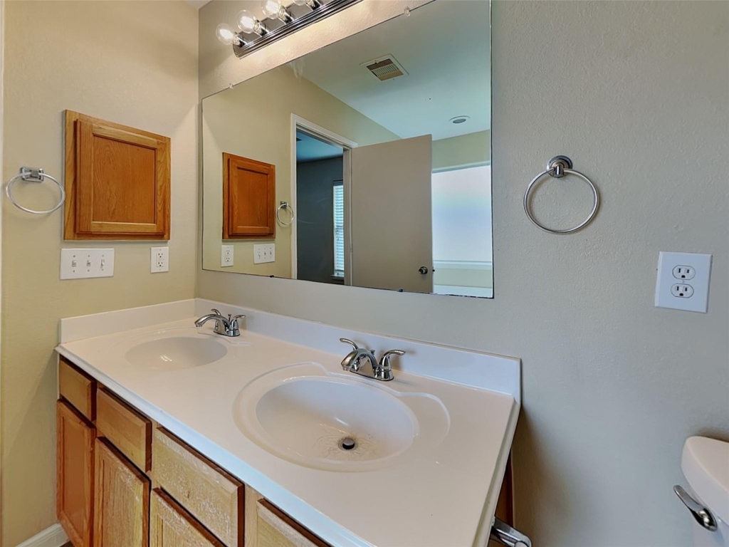 8102 Sweetstone Bluff Lane - Photo 13