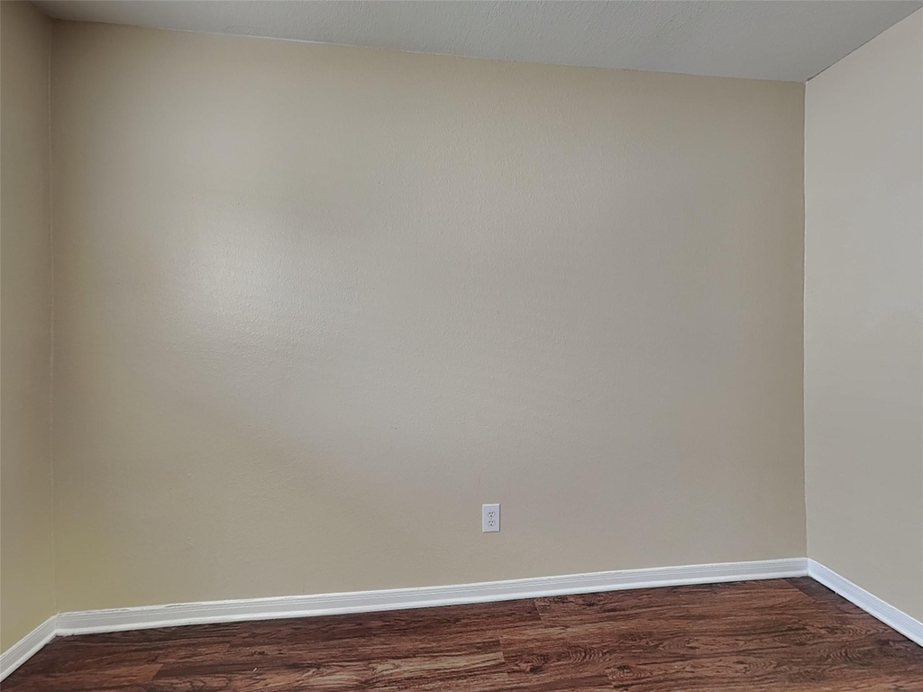 8102 Sweetstone Bluff Lane - Photo 18