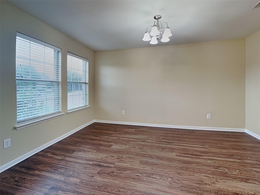 8102 Sweetstone Bluff Lane - Photo 5