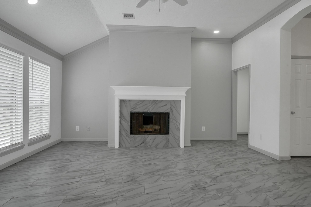 3515 Walden Drive - Photo 5