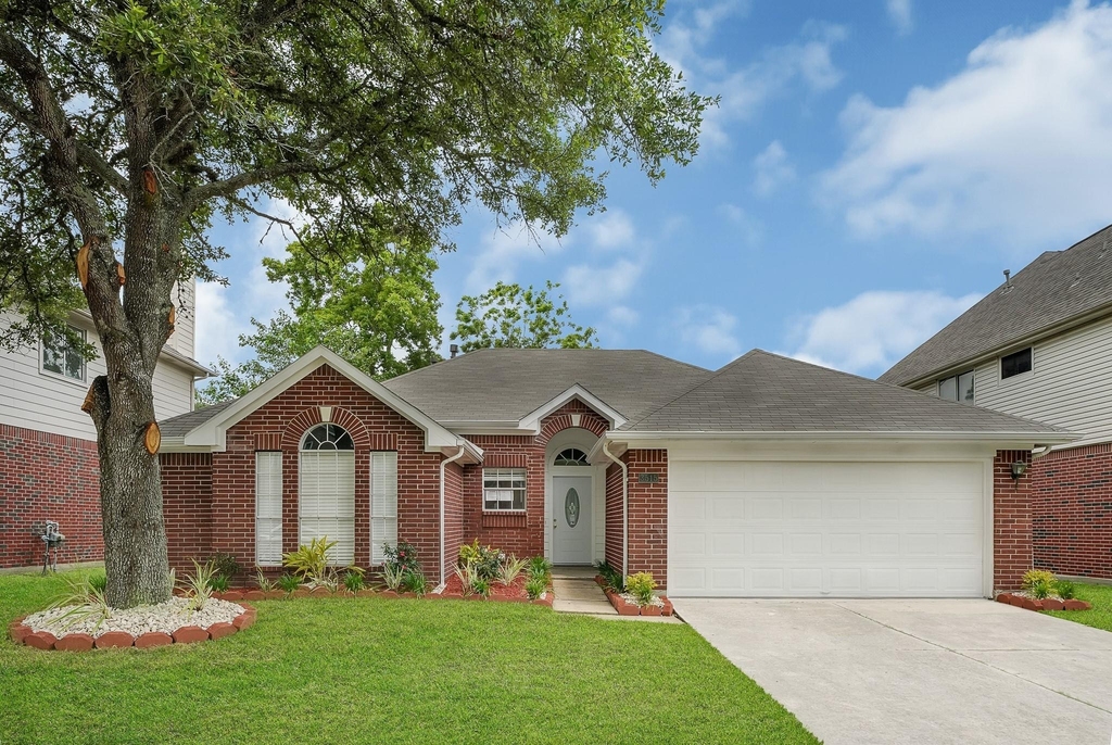 3515 Walden Drive - Photo 0