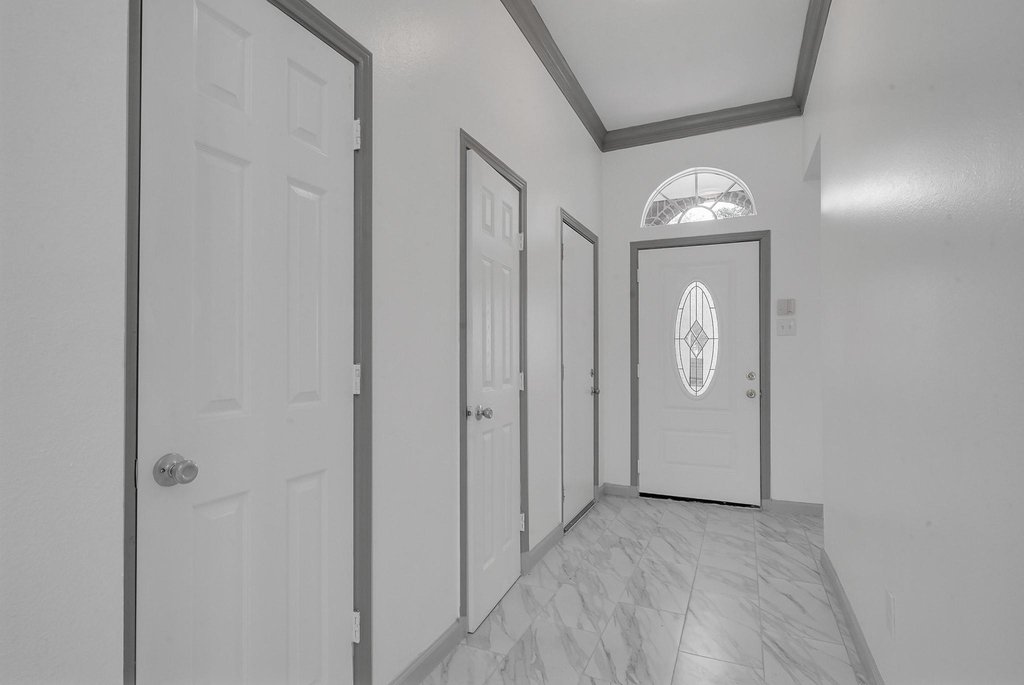 3515 Walden Drive - Photo 3
