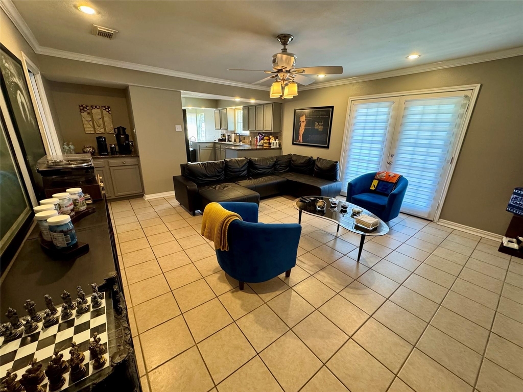5218 Willowbend Boulevard - Photo 3