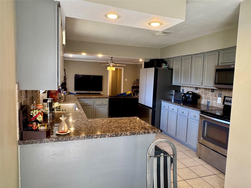 5218 Willowbend Boulevard - Photo 7
