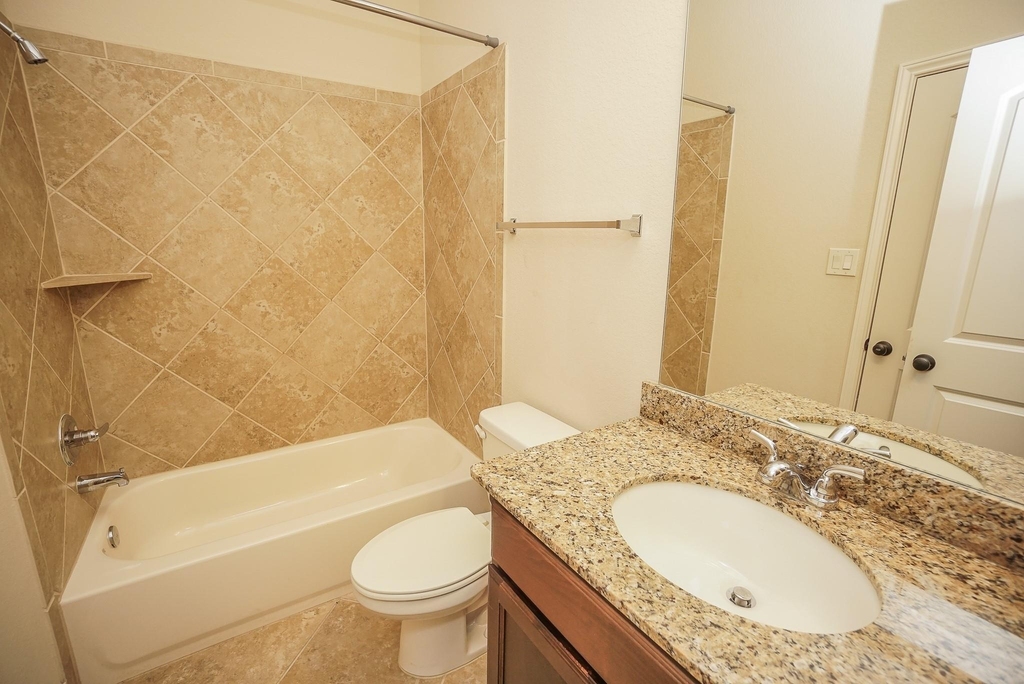 1215 Watercrest Park Lane - Photo 16