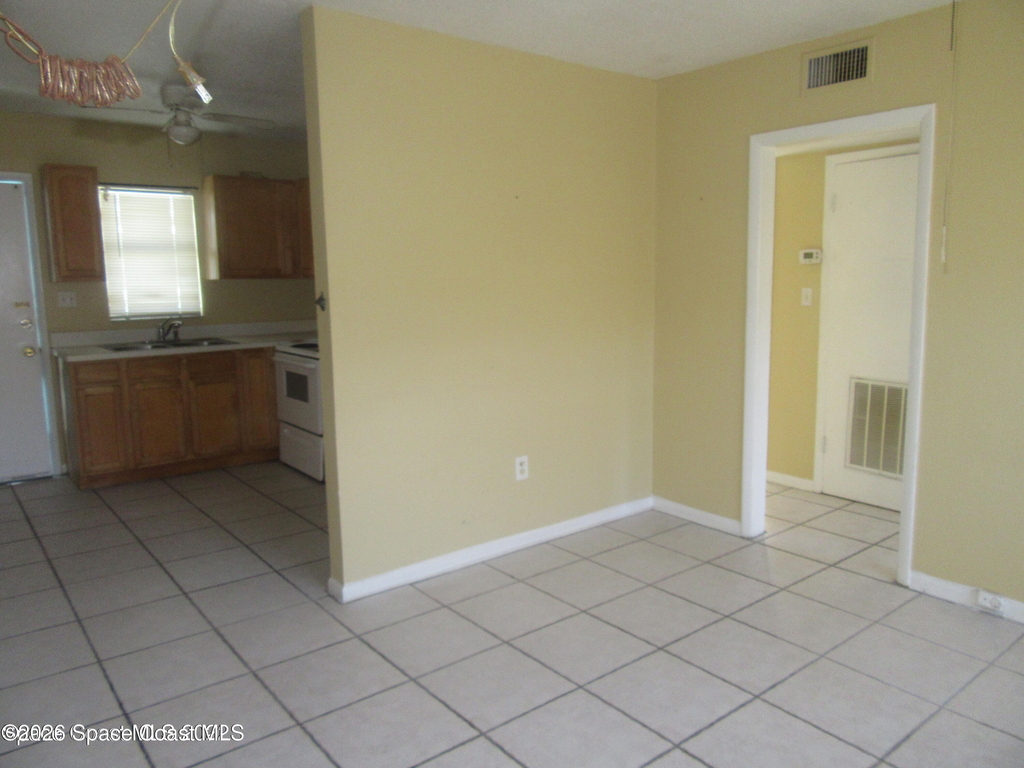 415 Harrison Avenue - Photo 6