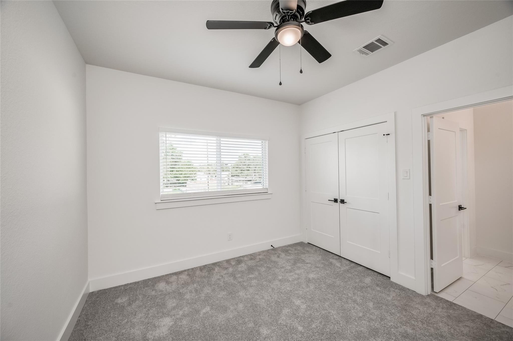 1216 Mcneil Street - Photo 4