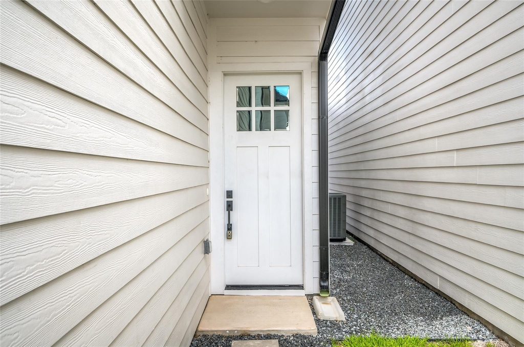 1216 Mcneil Street - Photo 1