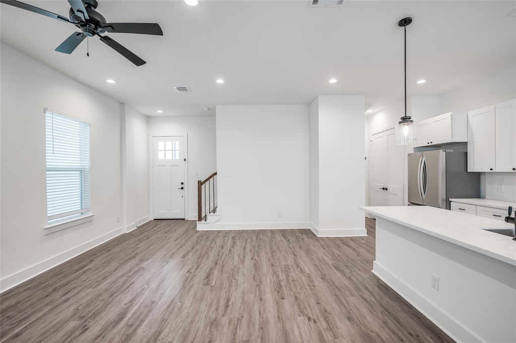 1216 Mcneil Street - Photo 6