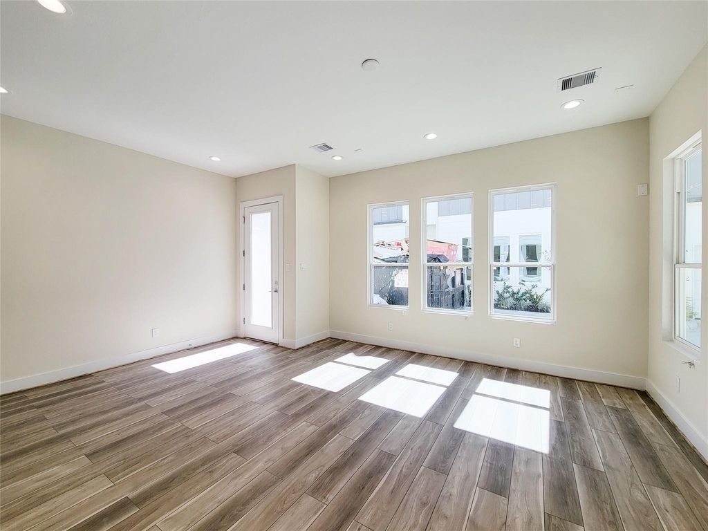 5931 Beall Street - Photo 3