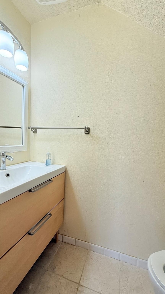 2120 El Paseo Street - Photo 5