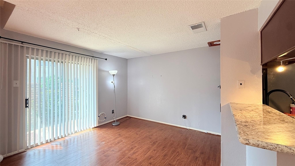 2120 El Paseo Street - Photo 9