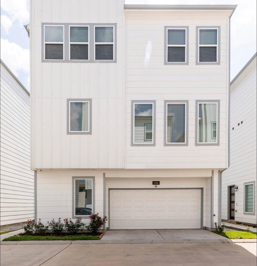 1740 Cove Crescent Court - Photo 18
