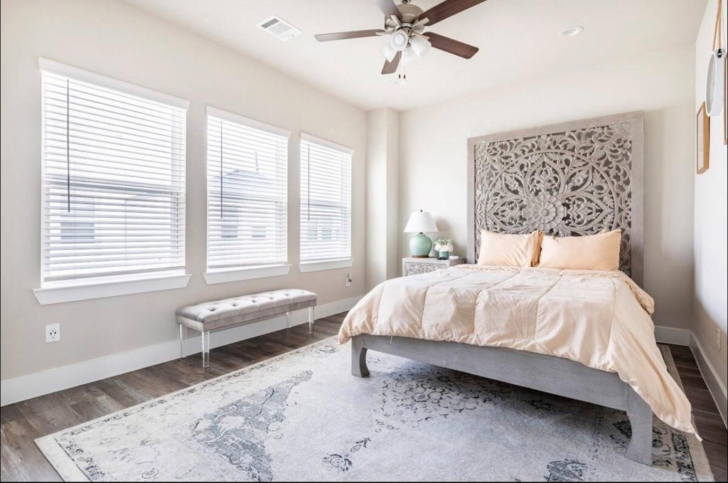 1740 Cove Crescent Court - Photo 15