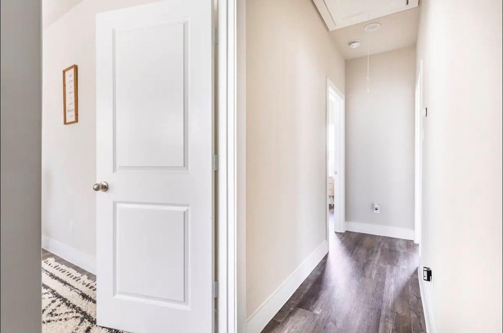 1740 Cove Crescent Court - Photo 10