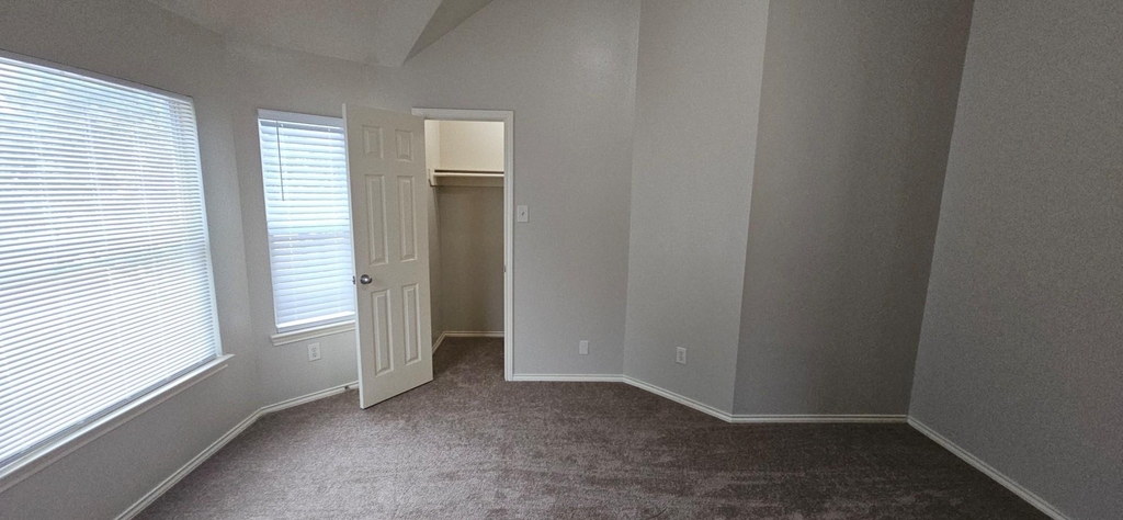 706 Woodport Lane - Photo 13