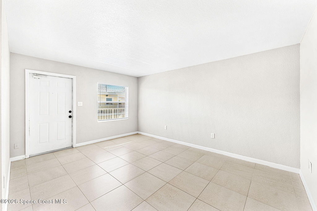 130 Roosevelt Avenue - Photo 1