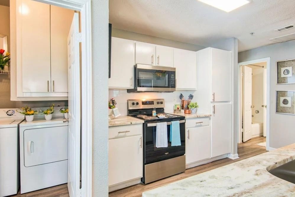 11220 West Road - Photo 3