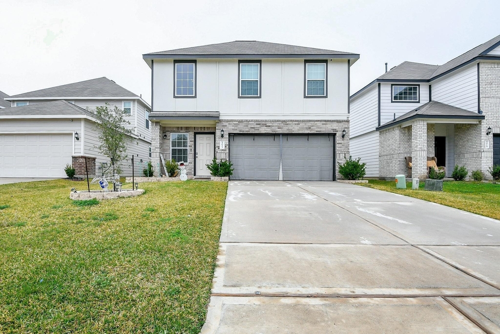 5015 Yellow Ginko Trail - Photo 0
