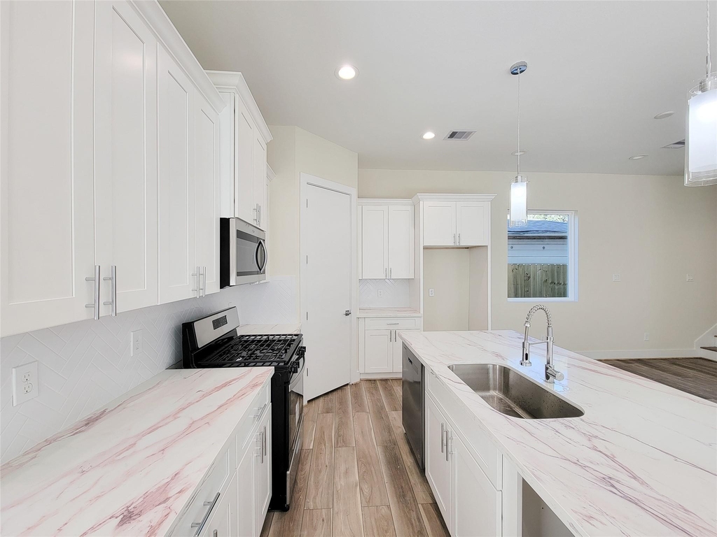 5931 Beall Street - Photo 7