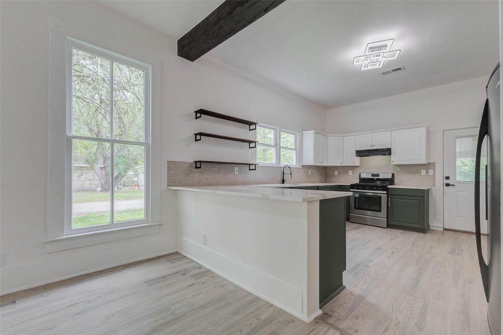 1302 Ross Street - Photo 6