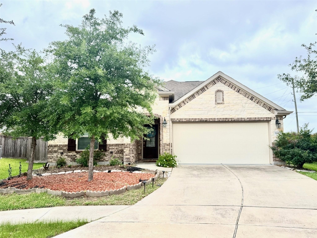 11075 Walts Run Lane - Photo 0