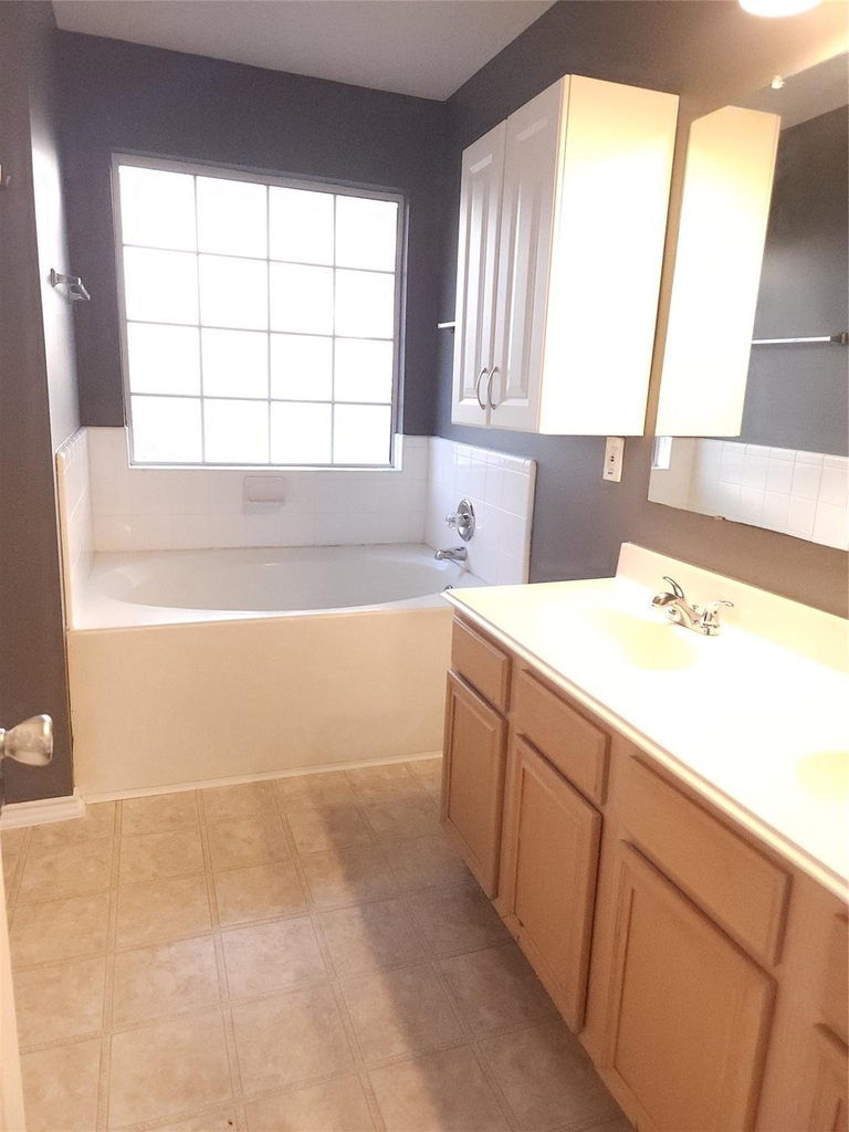 3827 Brook Garden Lane - Photo 3