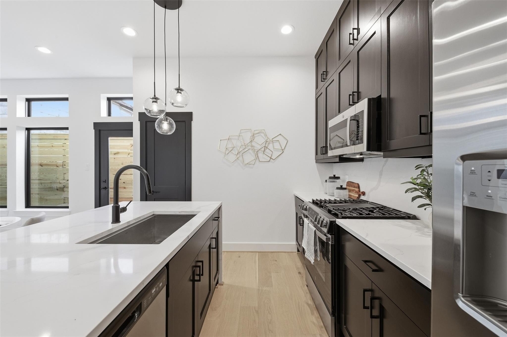 4605 Harrisburg Boulevard - Photo 8