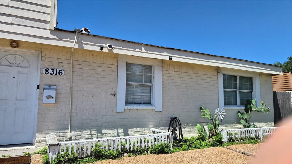 8316 Beechnut Street - Photo 1